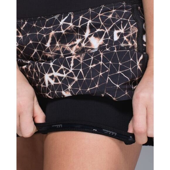 LULULEMON Pace Rival Skirt II Size 10 Sugar Crush Multi / Black - Picture 4 of 10